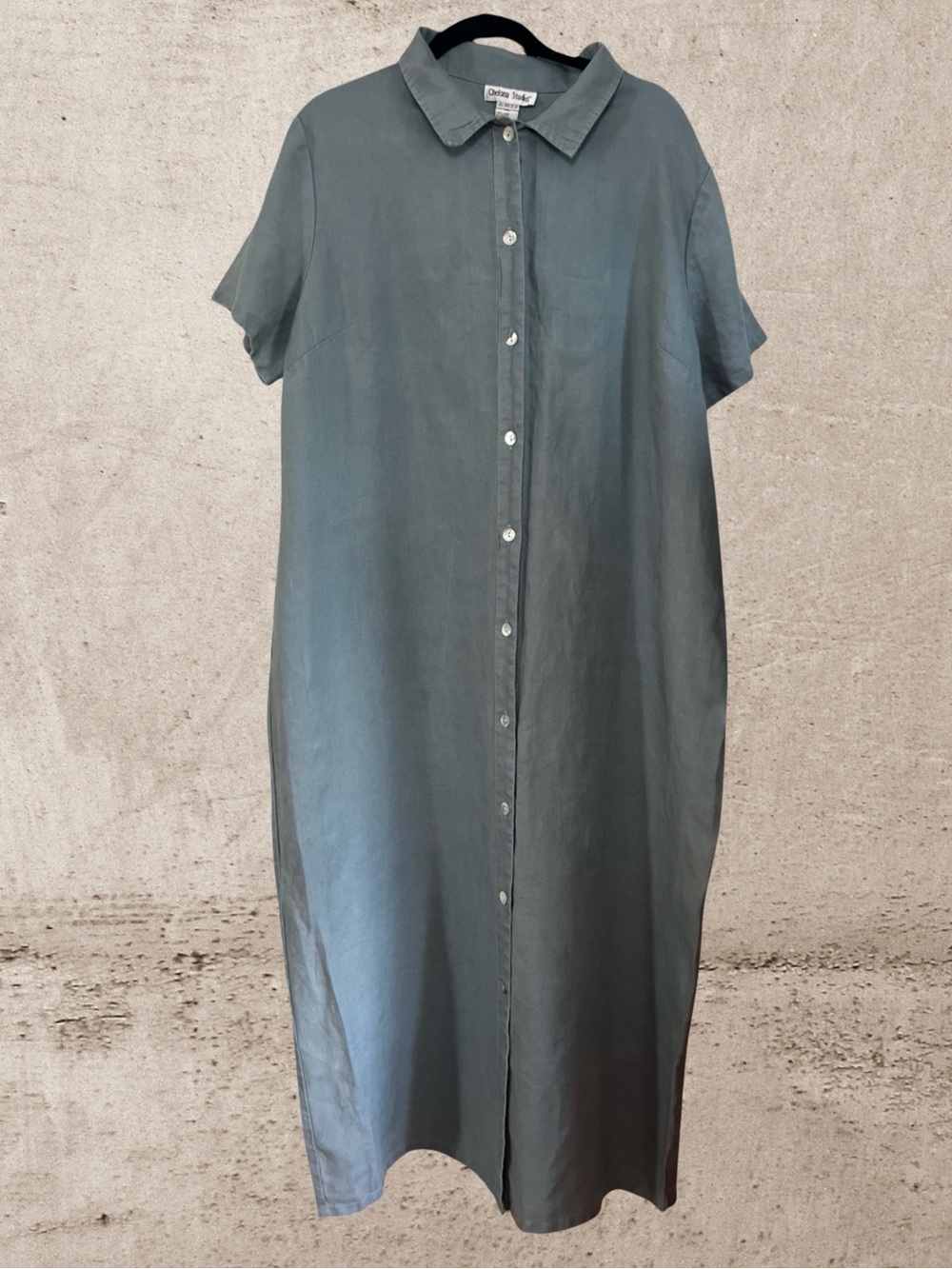 Linen Collared Button-Front Midi Dress in Sage Green